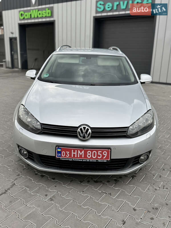 Універсал Volkswagen Golf 2011 в Володимирі