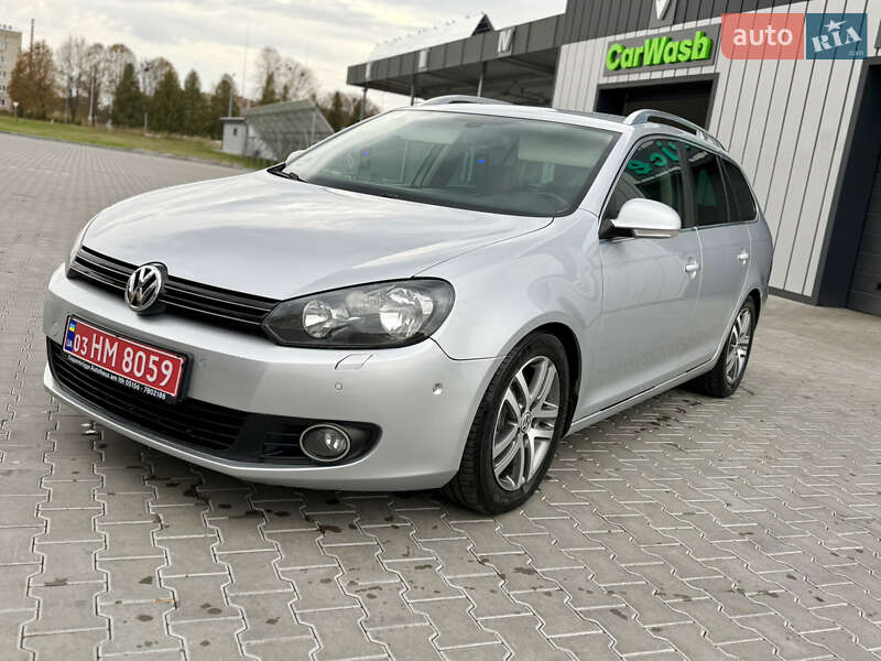 Універсал Volkswagen Golf 2011 в Володимирі
