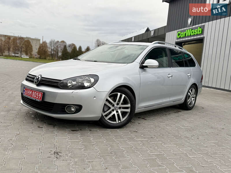 Універсал Volkswagen Golf 2011 в Володимирі