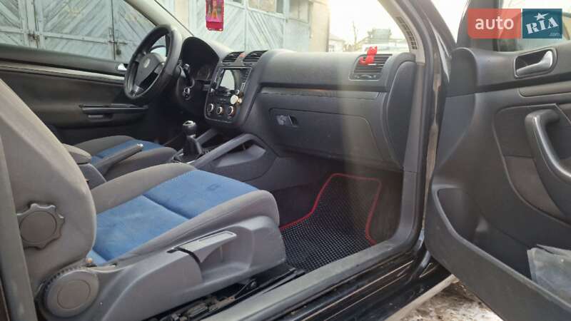 Хэтчбек Volkswagen Golf 2006 в Старом Самборе фото 29 Хэтчбек Volkswagen Golf 2006 в Старом Самборе