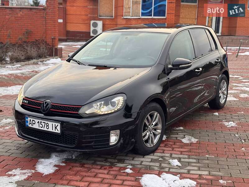 Хэтчбек Volkswagen Golf 2009 в Запорожье