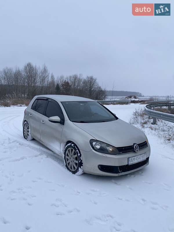 Volkswagen Golf 2010
