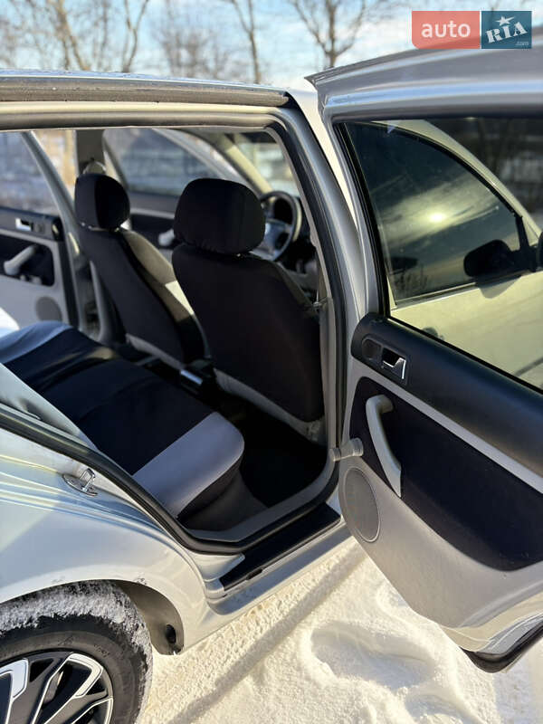 Хетчбек Volkswagen Golf 1999 в Буську фото 11 Хетчбек Volkswagen Golf 1999 в Буську