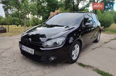 Хэтчбек Volkswagen Golf 2010 в Одессе