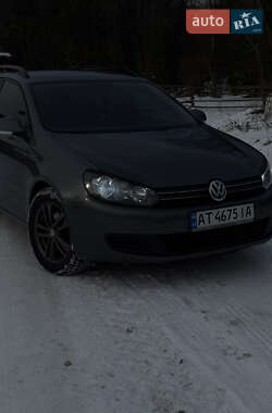 Универсал Volkswagen Golf 2012 в Богородчанах