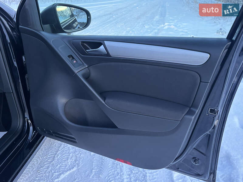 Хэтчбек Volkswagen Golf 2008 в Бердичеве фото 35 Хэтчбек Volkswagen Golf 2008 в Бердичеве