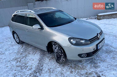 Универсал Volkswagen Golf 2010 в Киеве