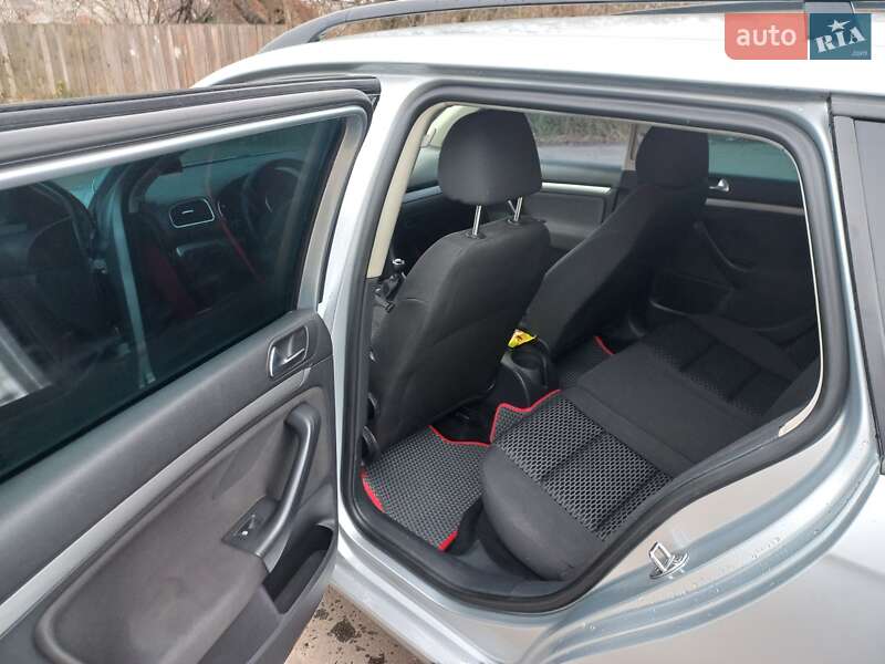 Универсал Volkswagen Golf 2011 в Киеве фото 10 Универсал Volkswagen Golf 2011 в Киеве