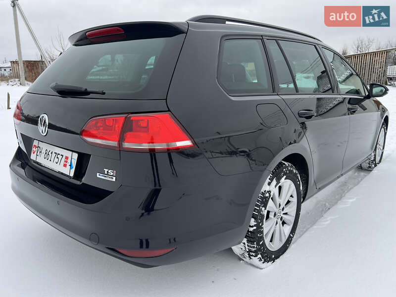 Універсал Volkswagen Golf 2015 в Луцьку