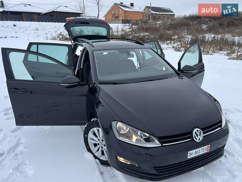 Універсал Volkswagen Golf 2015 в Луцьку