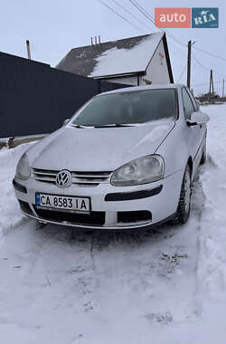 Хетчбек Volkswagen Golf 2004 в Харкові