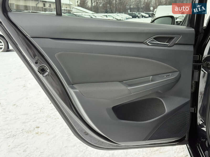 Универсал Volkswagen Golf 2022 в Луцке