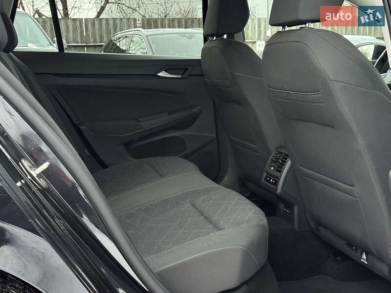 Универсал Volkswagen Golf 2022 в Луцке