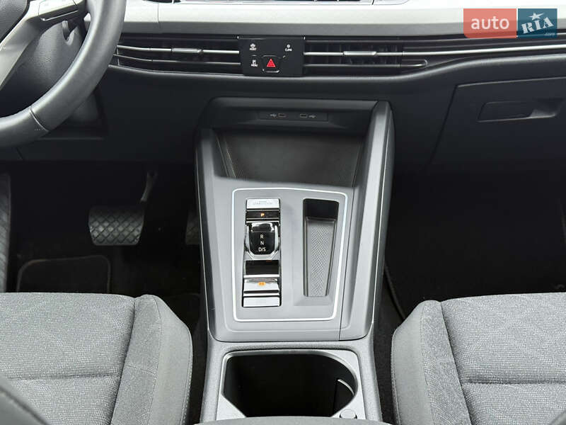 Универсал Volkswagen Golf 2022 в Луцке