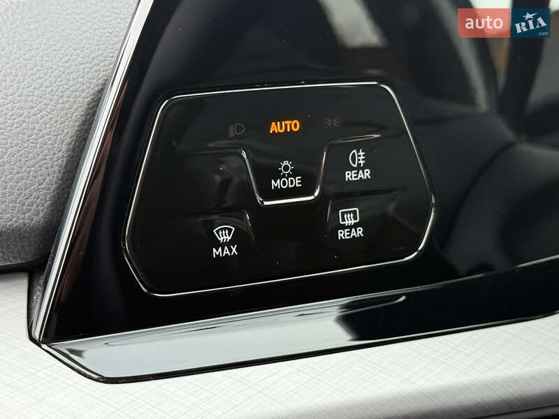 Универсал Volkswagen Golf 2022 в Луцке