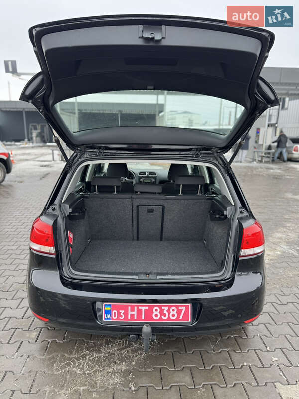 Хэтчбек Volkswagen Golf 2009 в Владимире