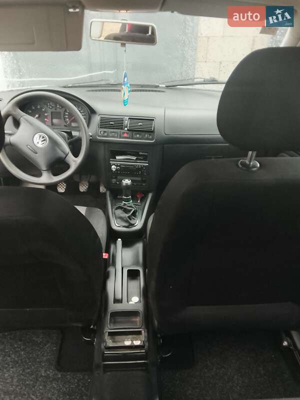 Хэтчбек Volkswagen Golf 2001 в Львове фото 3 Хэтчбек Volkswagen Golf 2001 в Львове