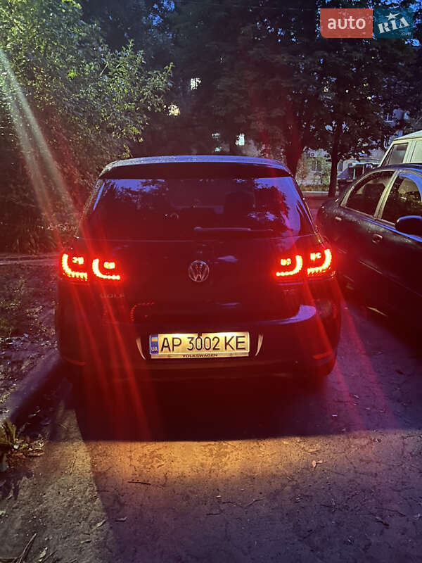 Хэтчбек Volkswagen Golf 2011 в Запорожье