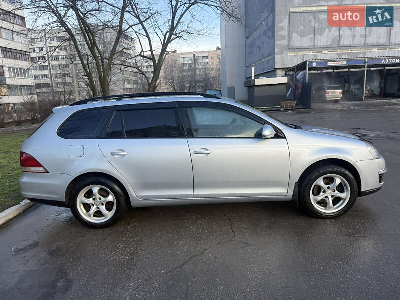 Универсал Volkswagen Golf 2008 в Запорожье