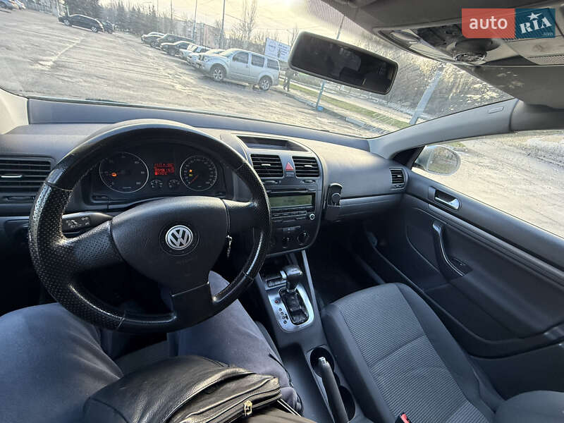 Универсал Volkswagen Golf 2008 в Запорожье