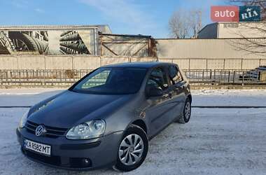 Хэтчбек Volkswagen Golf 2009 в Киеве