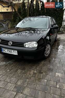 Хэтчбек Volkswagen Golf 1998 в Жовкве