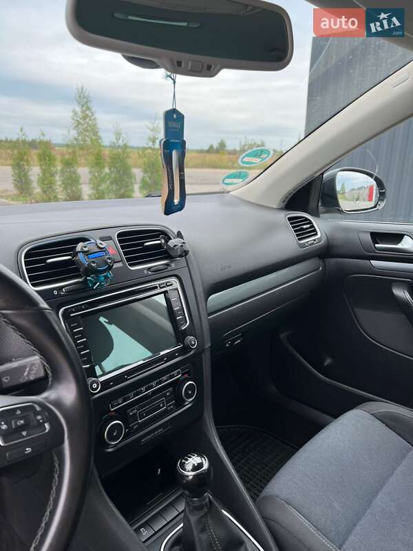 Универсал Volkswagen Golf 2011 в Дубровице фото 13 Универсал Volkswagen Golf 2011 в Дубровице