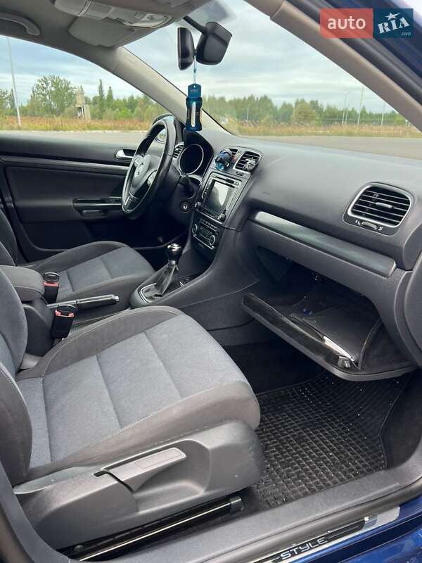 Универсал Volkswagen Golf 2011 в Дубровице фото 21 Универсал Volkswagen Golf 2011 в Дубровице