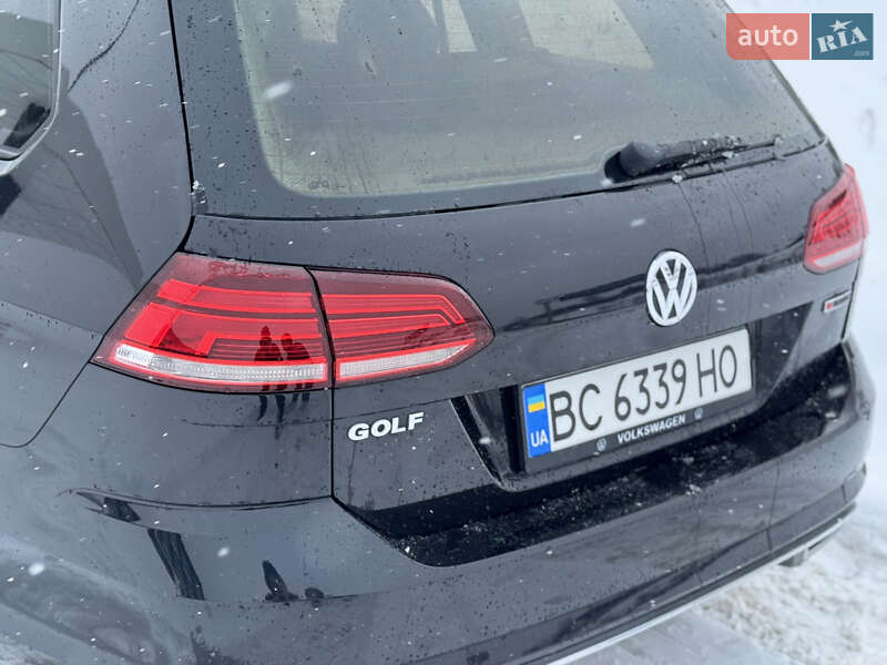 Универсал Volkswagen Golf 2019 в Львове