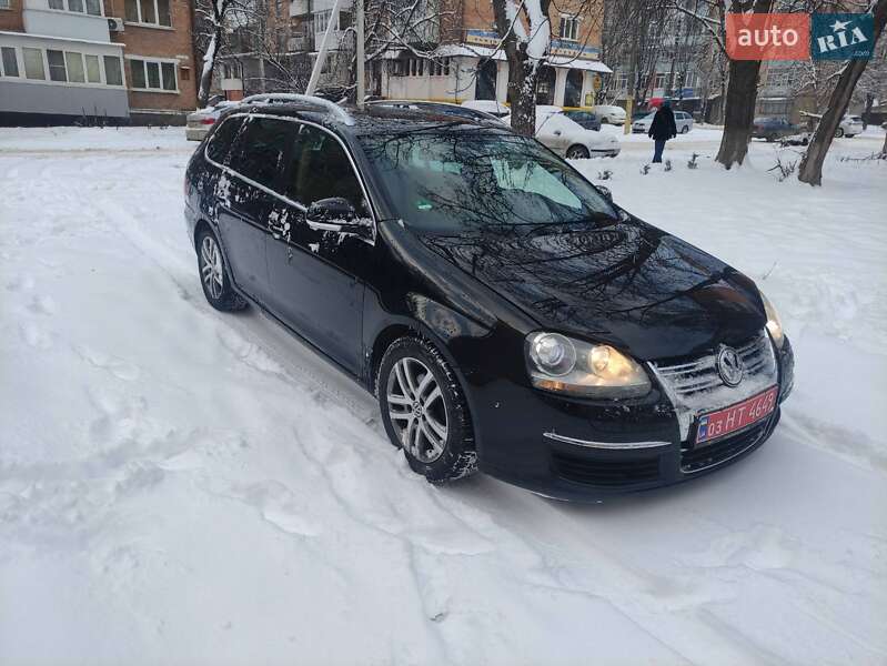 Универсал Volkswagen Golf 2009 в Каменец-Подольском