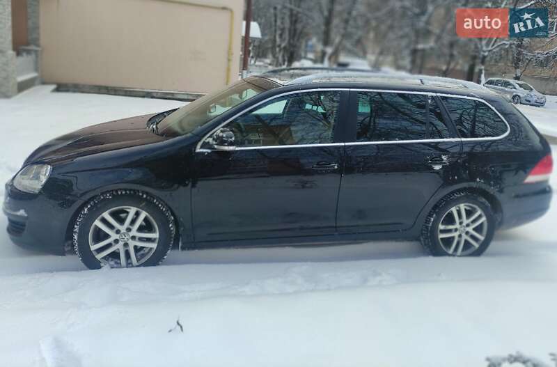 Универсал Volkswagen Golf 2009 в Каменец-Подольском