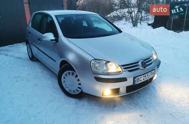 Хетчбек Volkswagen Golf 2006 в Львові