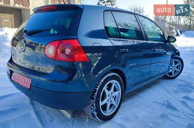 Хэтчбек Volkswagen Golf 2008 в Павлограде