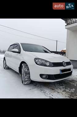 Хэтчбек Volkswagen Golf 2012 в Луцке