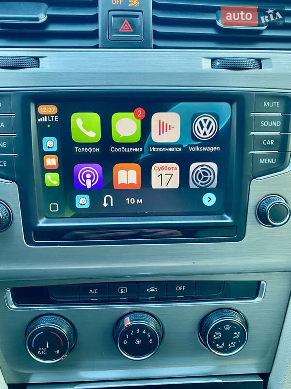 Универсал Volkswagen Golf 2015 в Киеве