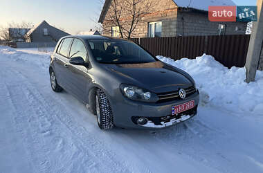 Хэтчбек Volkswagen Golf 2009 в Луцке