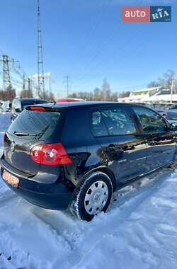 Хетчбек Volkswagen Golf 2008 в Луцьку