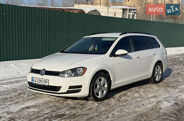 Универсал Volkswagen Golf 2015 в Киеве