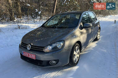 Хетчбек Volkswagen Golf 2009 в Луцьку