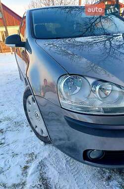 Хетчбек Volkswagen Golf 2008 в Дніпрі