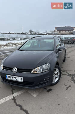 Универсал Volkswagen Golf 2014 в Ужгороде
