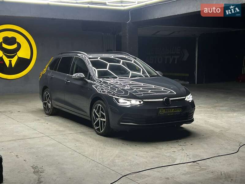 Volkswagen Golf 2021