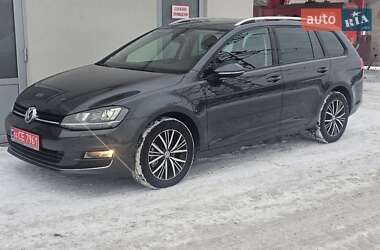 Універсал Volkswagen Golf 2016 в Вінниці
