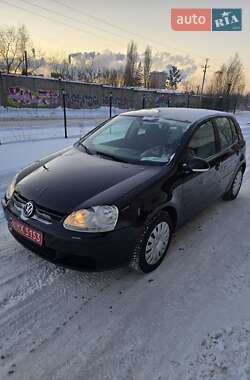 Хетчбек Volkswagen Golf 2008 в Ківерцях