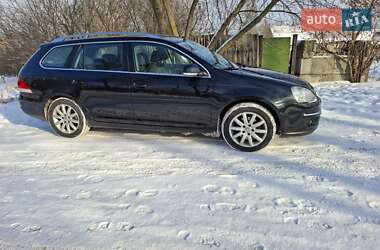 Універсал Volkswagen Golf 2009 в Києві