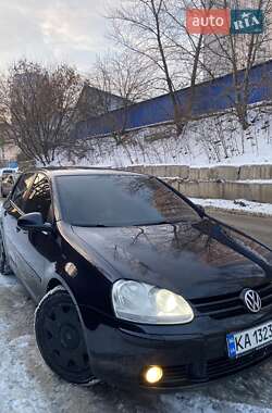 Хэтчбек Volkswagen Golf 2008 в Киеве