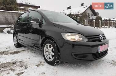 Хетчбек Volkswagen Golf 2012 в Рівному