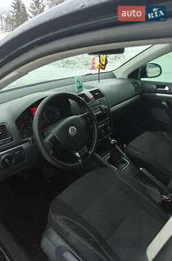 Універсал Volkswagen Golf 2008 в Жовкві