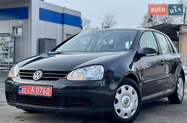 Хэтчбек Volkswagen Golf 2006 в Лубнах