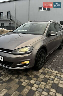 Универсал Volkswagen Golf 2014 в Мукачево